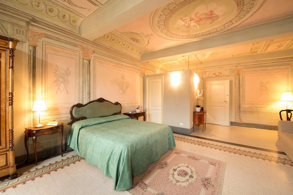 Hotel Palazzo Piazza Mazzini Pescia Zimmer foto